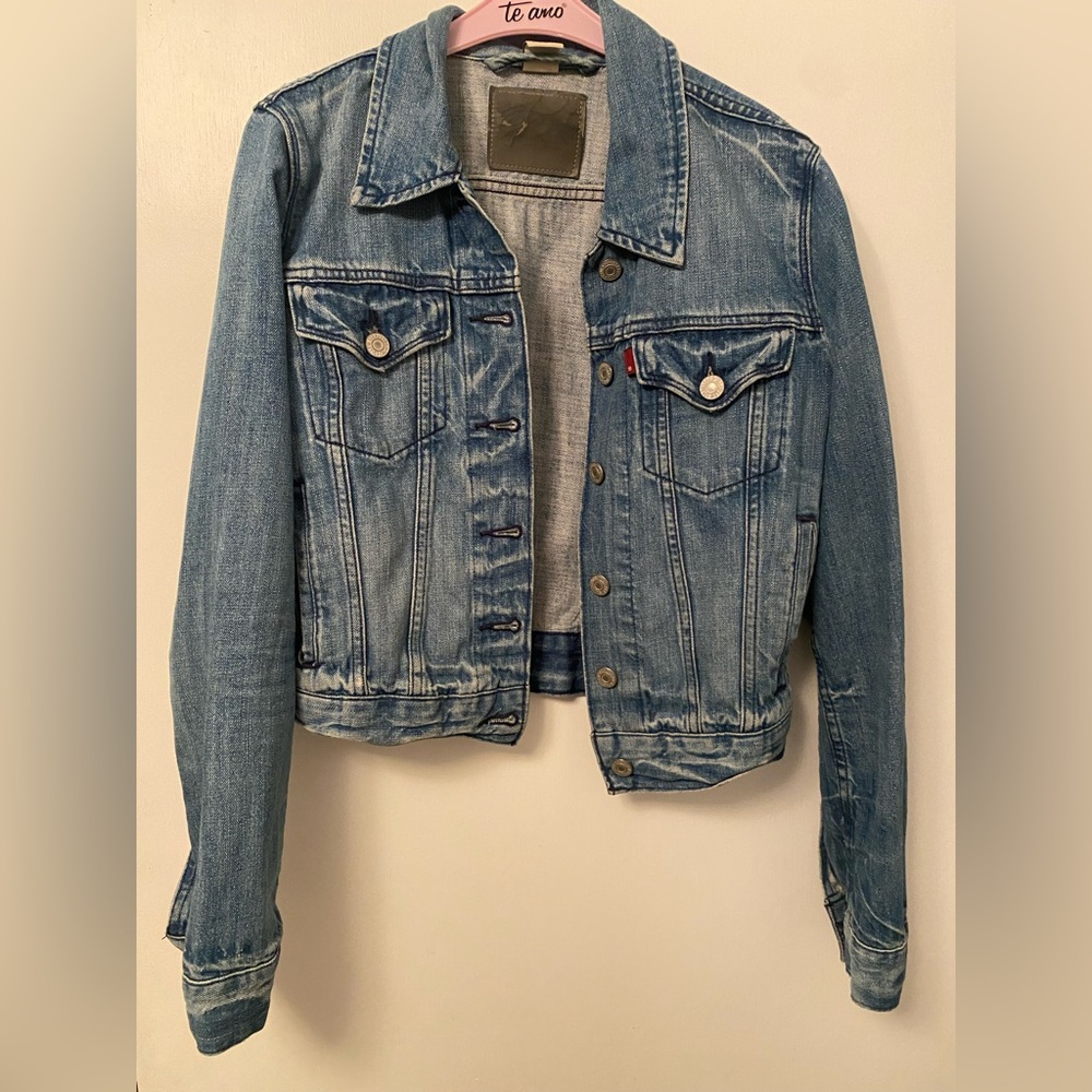Levis jean jacket